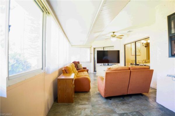 Country Club Estates, 125 Sebring Cir, Lehigh Acres, Florida 33936, image 3