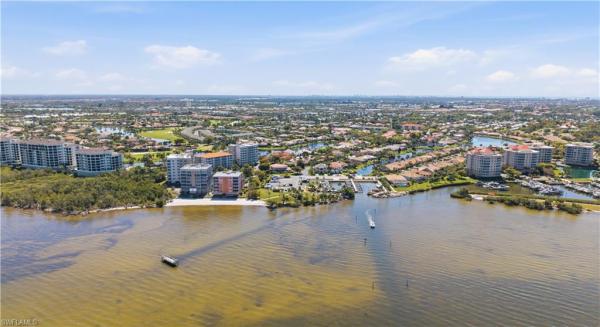 Cardinal Cove, 5421 Peppertree Dr #3, Fort Myers, Florida 33908, image 2