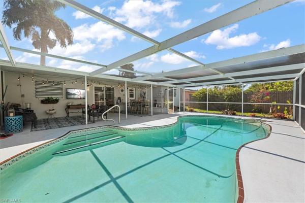 Bartens Pineview Estates, 162 Brooks Rd, North Fort Myers, Florida 33917, image 3