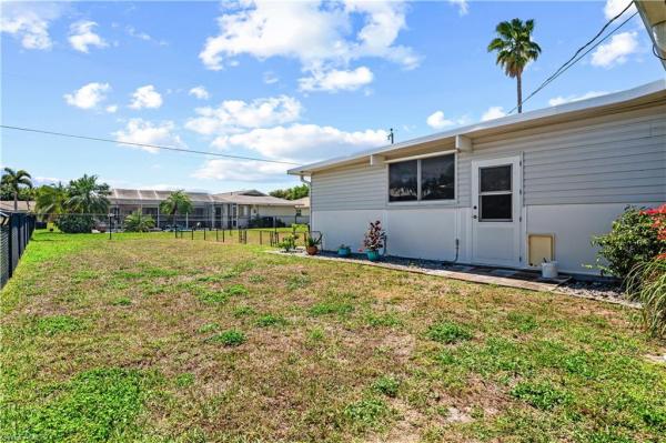 Cape Coral Residential, 530 34th Ter, Cape Coral, Florida 33904, image 2