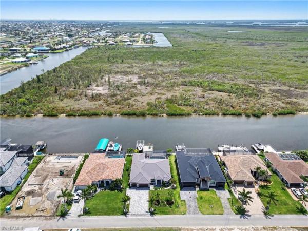 Cape Coral Residential, 4310 Gulfstream Pkwy, Cape Coral, Florida 33993, image 2