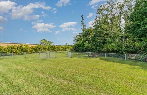 Forest Lake Townhomes, 3009 Palmetto Oak Dr #102, Fort Myers, Florida 33916, image 2
