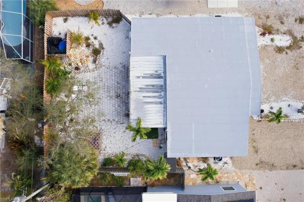 Leilani, 185 Hibiscus Dr, Fort Myers Beach, Florida 33931, image 2