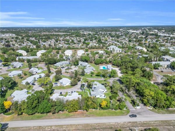 Beacon Square, 10438 Lakeport Ct, Lehigh Acres, Florida 33936, image 2