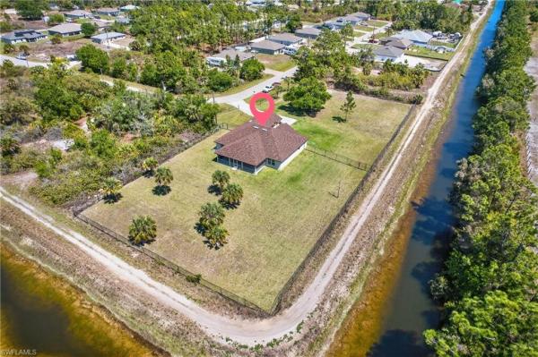 533 Willowbrook Dr, Lehigh Acres, Florida 33972, image 1