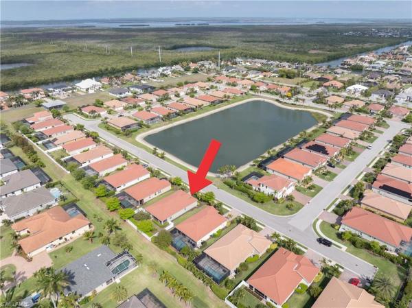 2935 Sunset Pointe Cir, Cape Coral, Florida 33914, image 3