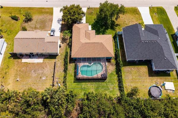 Cape Coral Residential, 2009 36th Ter, Cape Coral, Florida 33914, image 1