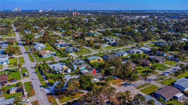 Palmlee Park, 1637 Winkler Ave, Fort Myers, Florida 33901, image 2