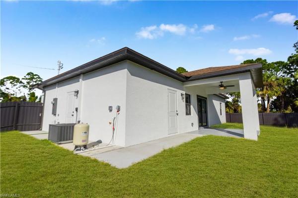 747 S Roma Ave, Lehigh Acres, Florida 33974, image 1