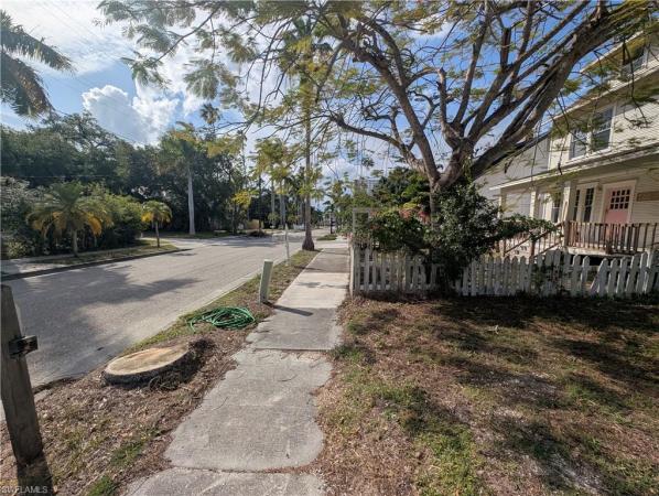 Woodford Park, 1637 Woodford Ave, Fort Myers, Florida 33901, image 1