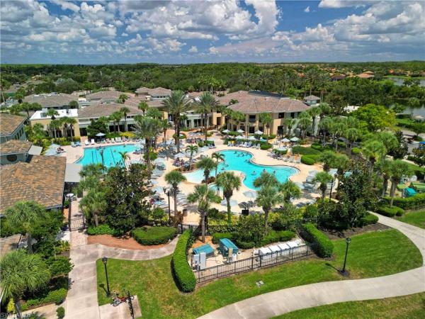 Siena, 10510 Amiata Way #402, Fort Myers, Florida 33913, image 2