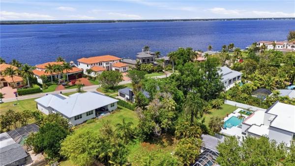 Seminole Estates, 3931 Riverside Dr, Fort Myers, Florida 33901, image 2