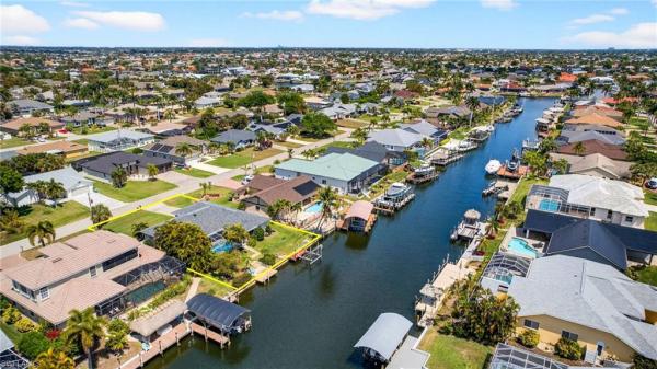 Cape Coral Residential, 1510 52nd Ln, Cape Coral, Florida 33914, image 1