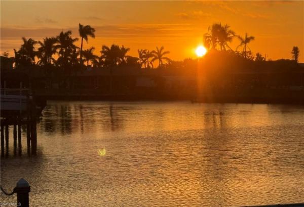 Cape Coral, 4937 W Triton Ct, Cape Coral, Florida 33904, image 1