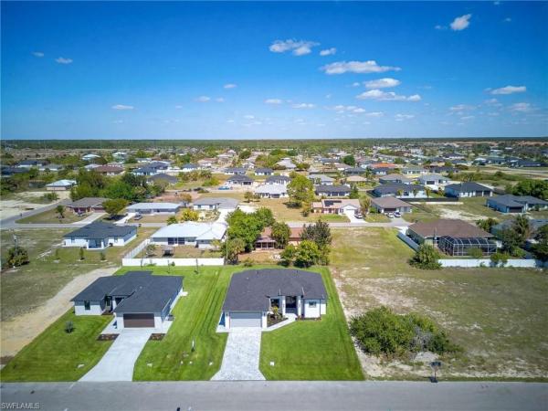 Cape Coral, 1403 18th Ter, Cape Coral, Florida 33909, image 2