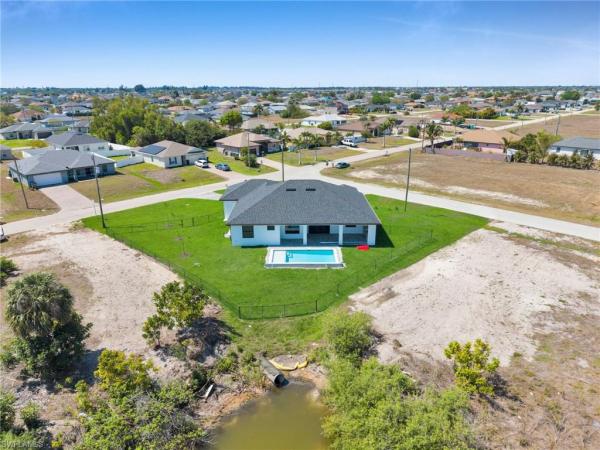 Cape Coral, 323 11th Ter, Cape Coral, Florida 33993, image 3