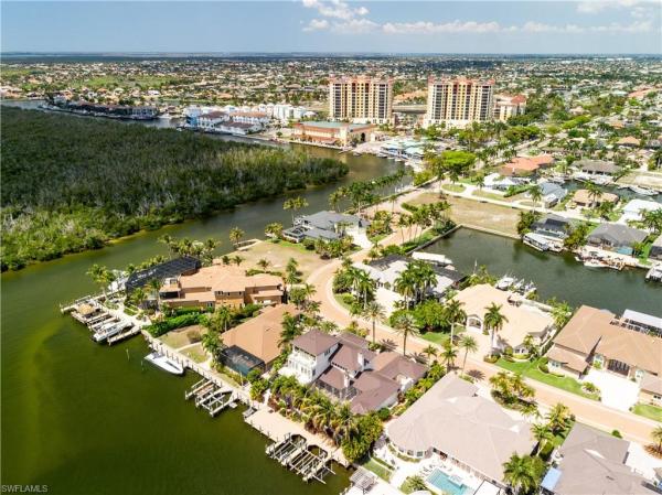 The Hermitage, 1526 Hermitage Ln, Cape Coral, Florida 33914, image 1