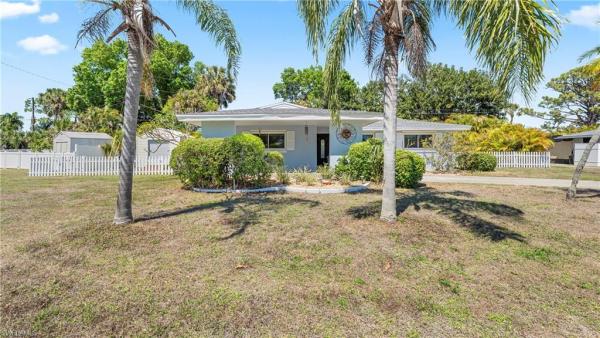 Waterway Estates, 4570 Tennyson Dr, North Fort Myers, Florida 33903, image 2