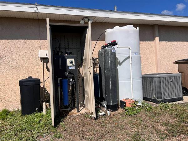 2707 SW 25th St, Lehigh Acres, Florida 33976, image 1