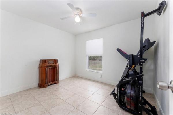 Alva, 2118 Moore Ave, Alva, Florida 33920, image 3