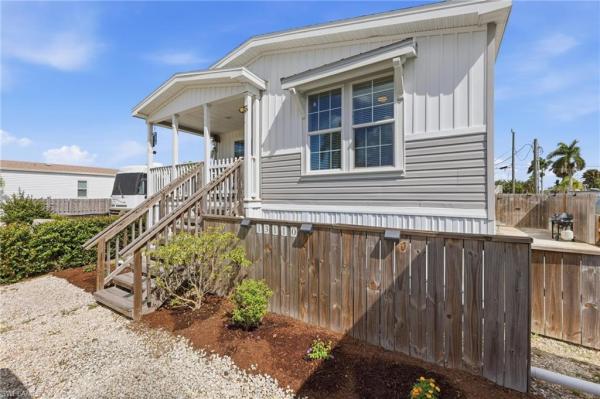 Cottage Point, 13110 Point Breeze Dr, Fort Myers, Florida 33908, image 1