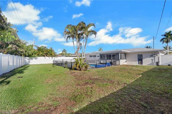 Cape Coral Residential, 752 Coral Dr, Cape Coral, Florida 33904, image 1