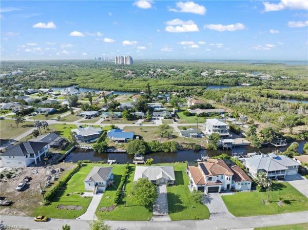 Estero River Heights, 4955 Mederia Ln, Estero, Florida 33928, image 3