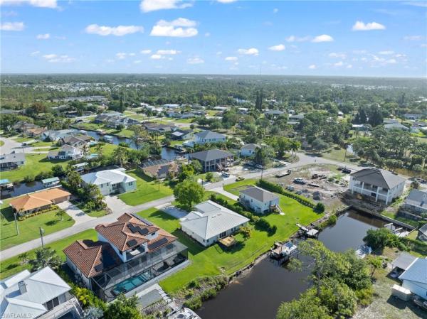 Estero River Heights, 4955 Mederia Ln, Estero, Florida 33928, image 2
