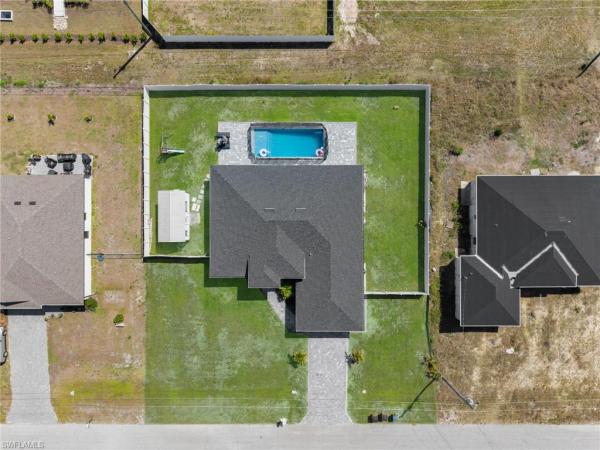 523 16th Pl, Cape Coral, Florida 33993, image 2