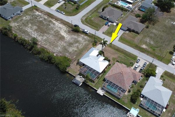 Cape Coral Residential, 2607 9th Ter, Cape Coral, Florida 33993, image 2