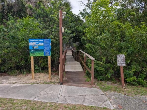 Foxmoor Lakes, 5652 Foxlake Dr, North Fort Myers, Florida 33917, image 2