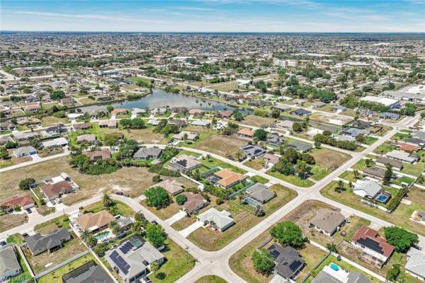 Cape Coral Residential, 1913 4th Ter, Cape Coral, Florida 33909, image 3