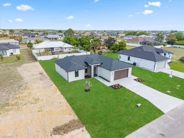 Cape Coral, 1329 18th Ter, Cape Coral, Florida 33909, image 1