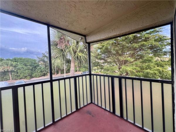 Gladiolus Gardens, 8061 Country Rd #202, Fort Myers, Florida 33919, image 3
