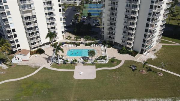 Estero Beach & Tennis Club, 7330 Estero Blvd #1104, Fort Myers Beach, Florida 33931, image 2