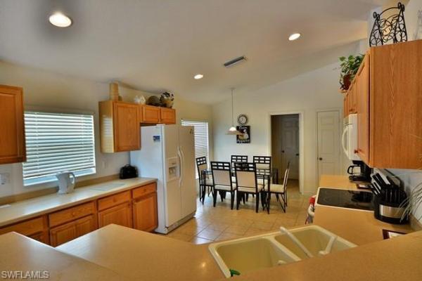 Danforth Lakes, 8887 Falcon Pointe Loop, Fort Myers, Florida 33912, image 3