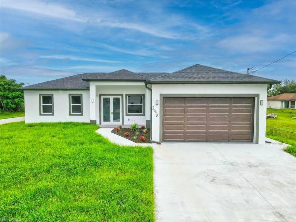 Lehigh Acres, 2818 SW 42nd St, Lehigh Acres, Florida 33976, image 1