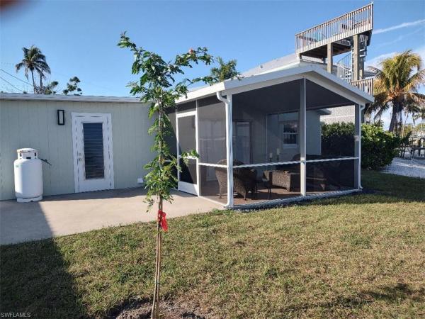 Crows, 2585 3rd St, Matlacha, Florida 33993, image 1