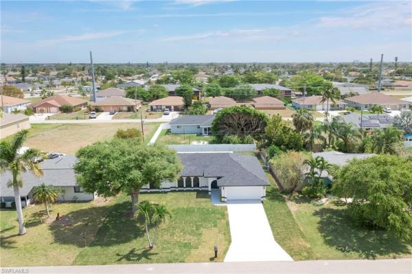 Cape Coral Residential, 4305 1st Ave, Cape Coral, Florida 33914, image 2