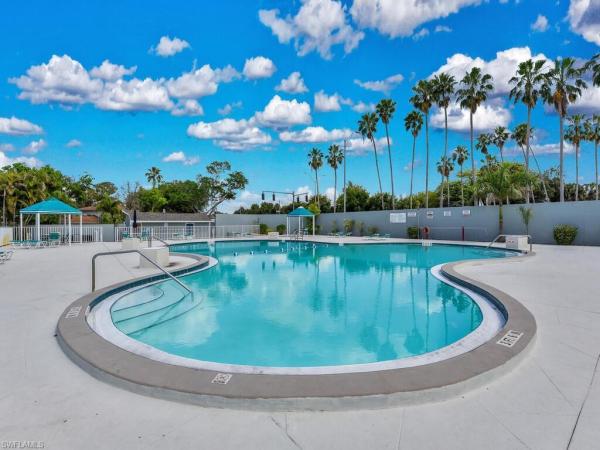 4263 Island Cir #D, Fort Myers, Florida 33919, image 1