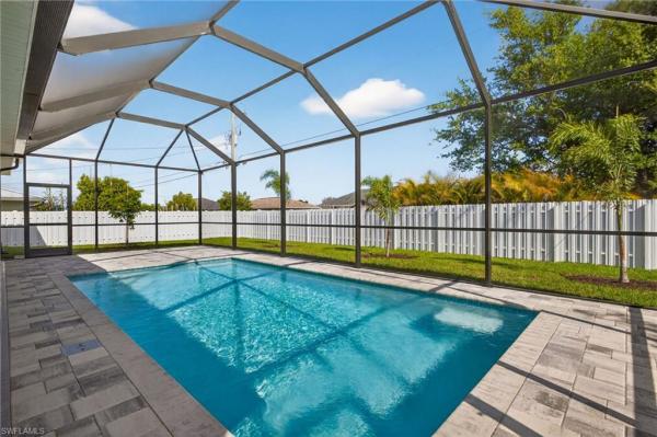 Cape Coral, 623 25th Ln, Cape Coral, Florida 33914, image 2