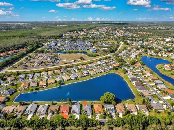 Colony Pointe, 7631 Cameron Cir, Fort Myers, Florida 33912, image 2