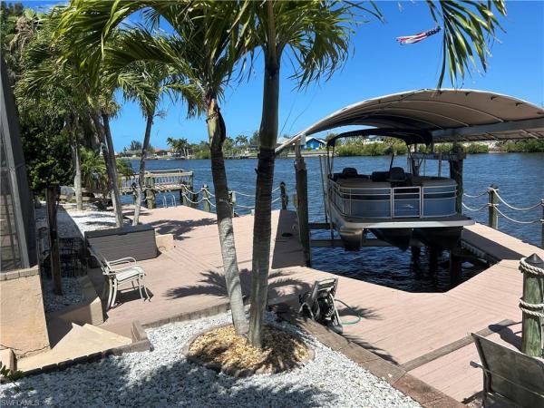 Cape Coral, 4301 33rd St, Cape Coral, Florida 33993, image 2
