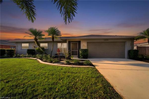 Cape Coral Residential, 1926 8th St, Cape Coral, Florida 33990, image 2