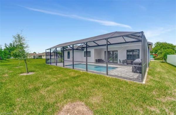Cape Coral, 3222 Santa Barbara Pl, Cape Coral, Florida 33914, image 1