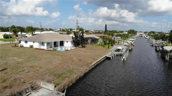 Cape Coral, 1422 15th Ter, Cape Coral, Florida 33990, image 1