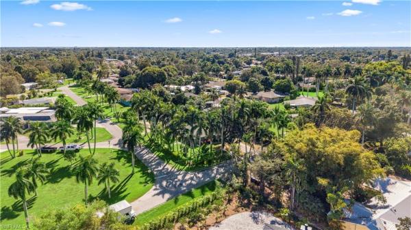 Fort Myers Residential, 50 Palm Tree Ter, Fort Myers, Florida 33905, image 2