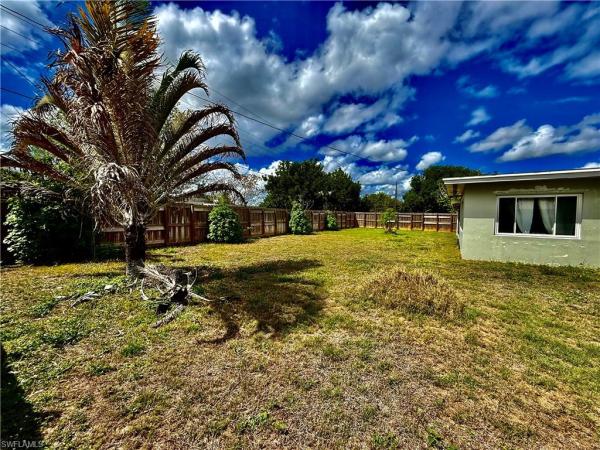 Willow Lake, 720 Shadyside St, Lehigh Acres, Florida 33936, image 3