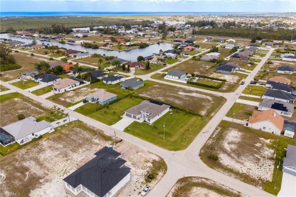 Cape Coral, 4105 20th St, Cape Coral, Florida 33993, image 3