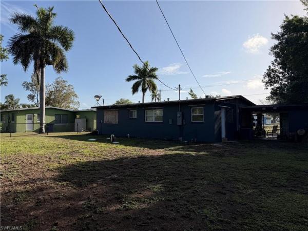 Senseman Homes, 3044 Broadway, Fort Myers, Florida 33901, image 2